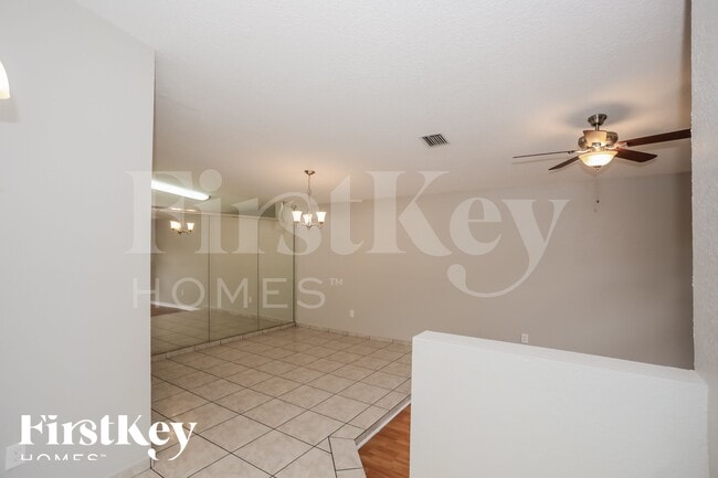 Foto del edificio - 15565 SW 138th Ave