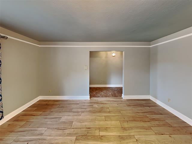 Building Photo - 2109 Barbell Ln
