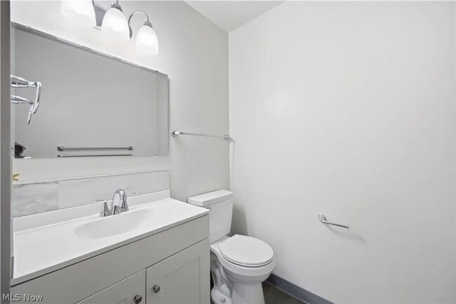 Foto del edificio - 127 Blackburn St