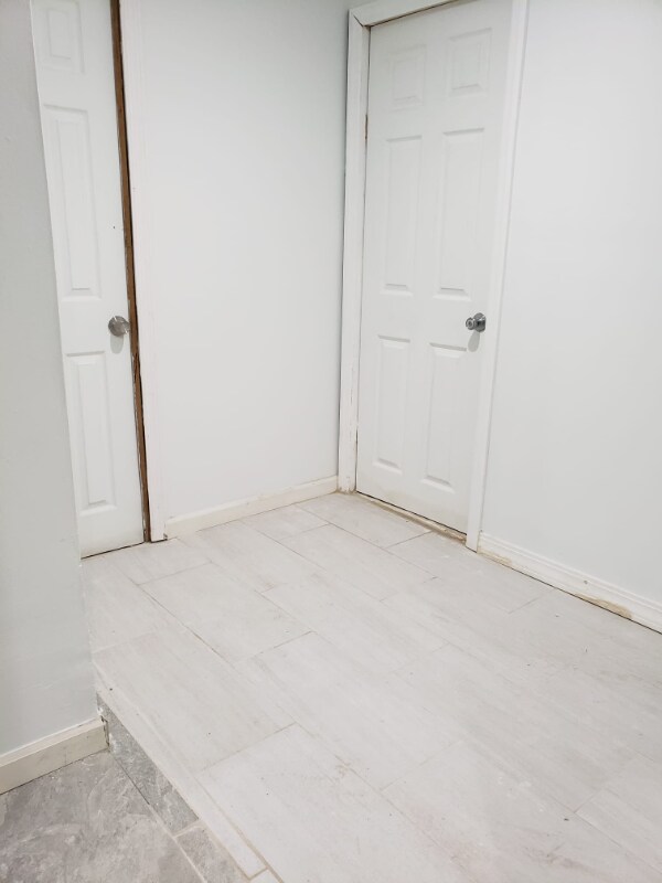 Building Photo - 1135 Croes Ave