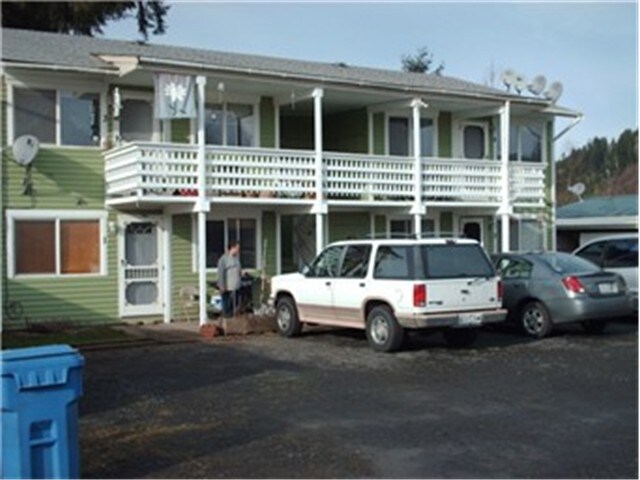 Primary Photo - 103 Engle Dr
