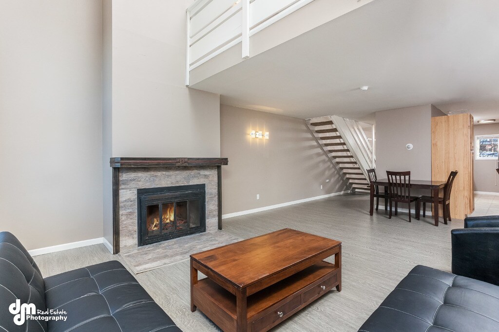 256 W 23rd Ave, Anchorage, AK 99503 Townhome Rentals in Anchorage AK