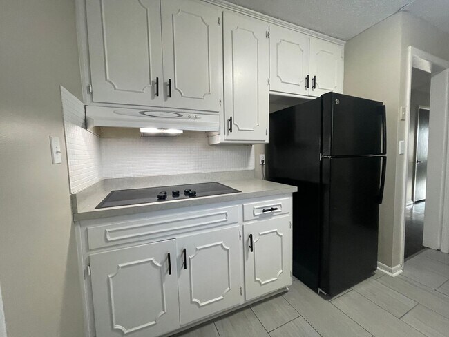 Foto del edificio - Stunning 3 Bedroom House with Deposit Alte...