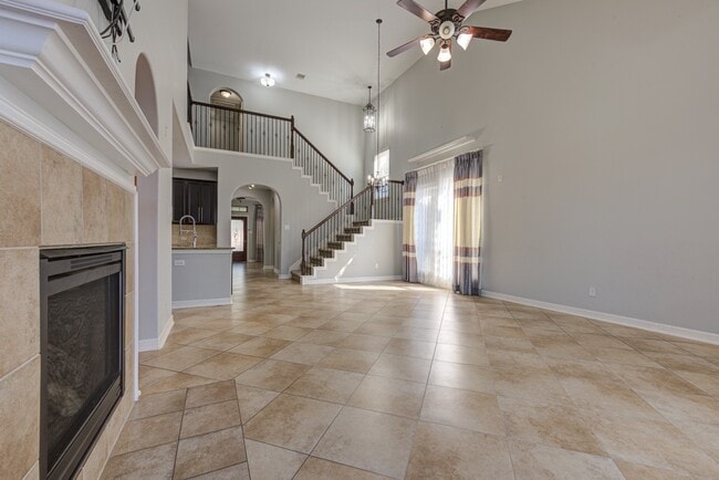 Building Photo - 10009 Boulder Bend Ln