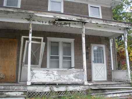 Primary Photo - 26-30 Reid St