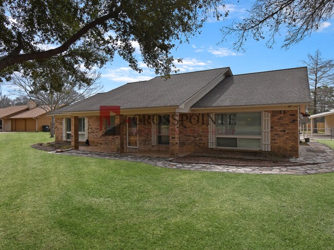 Foto del edificio - Tour Today! 3 Bedroom Home On Lake Tyler!