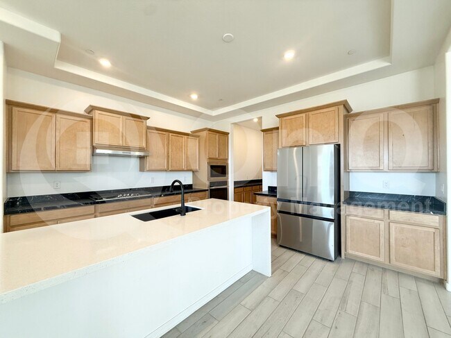 Foto del edificio - 2700 N 216th Ave