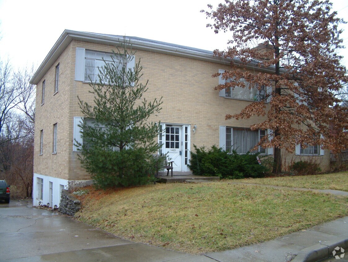 Building Photo - 2403 Carlisle Ave