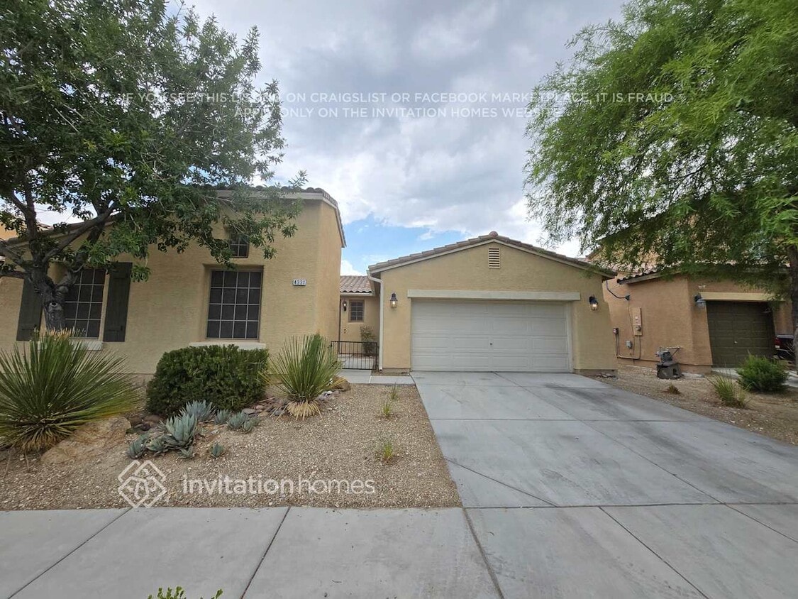 Primary Photo - 4331 Oasis Plains Ave