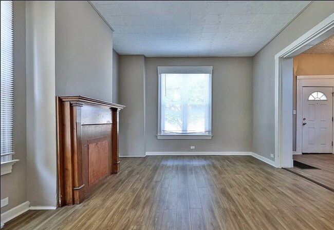 Building Photo - Bright 4-Bed Home with Fenced Yard, Central HVAC, and 3 Finished Levels