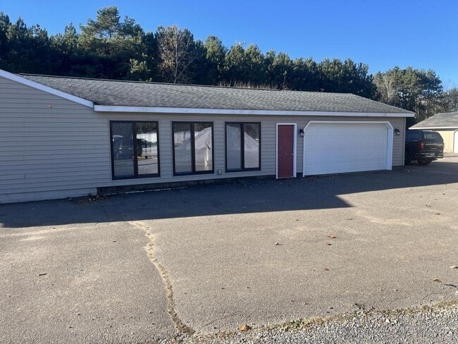 Building Photo - 6306 Schofield Ave