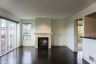 Building Photo - 1711 E Olive Wy