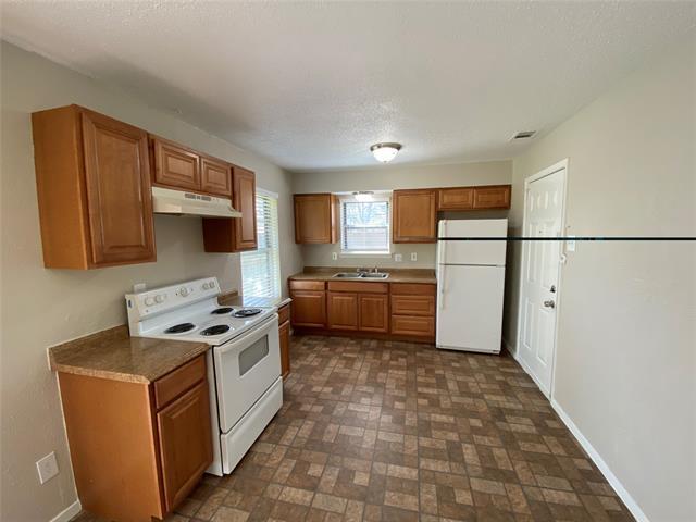 Building Photo - 13236 Valley Forge Cir