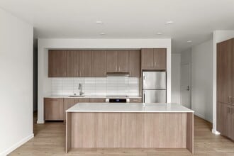 Building Photo - 207 East