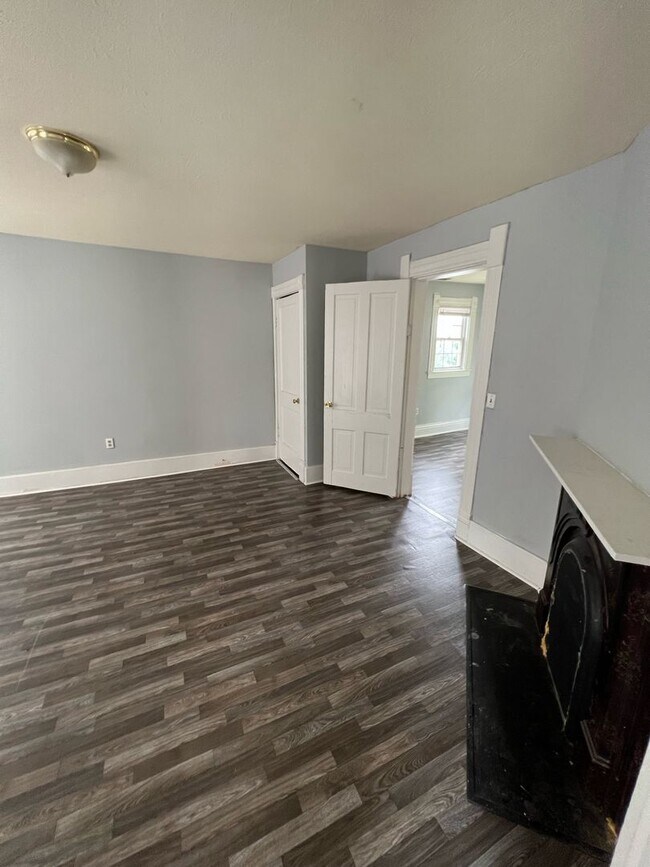 Building Photo - TMC - 1139