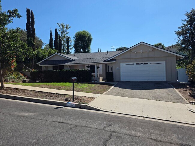 Building Photo - 3+2 Single Family Home in Thousand Oaks - ...