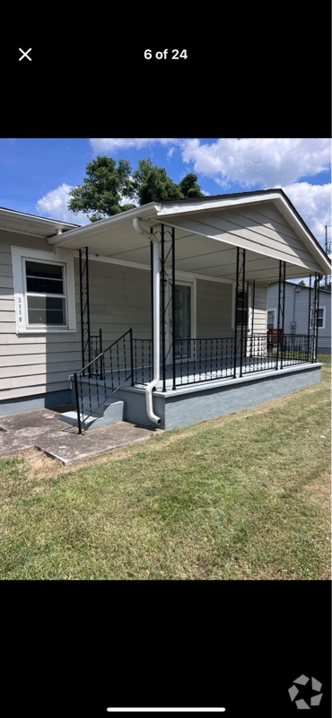 Building Photo - 3110 Riverside Dr