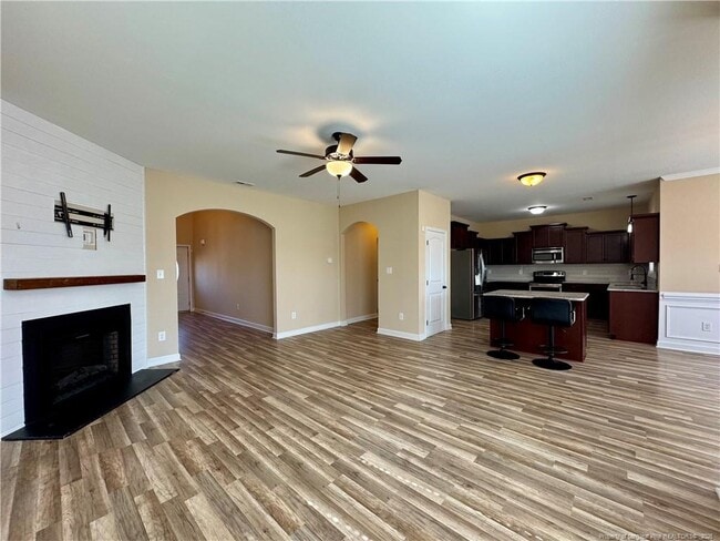 Building Photo - 119 Wedgefield Dr