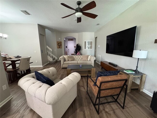 Building Photo - 6811 Helmsley Cir