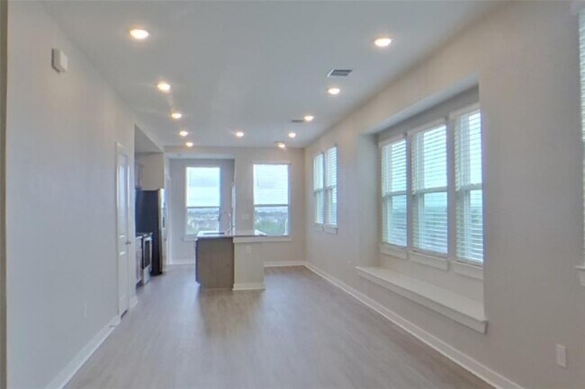Building Photo - 445 Raglands Rd