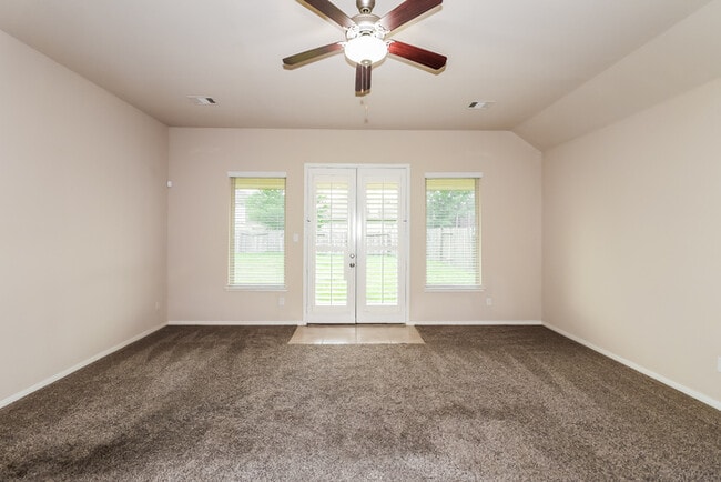 Building Photo - 3526 Cambridge Falls Dr