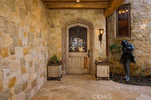 Foto del edificio - 15 Lochmoor Ln
