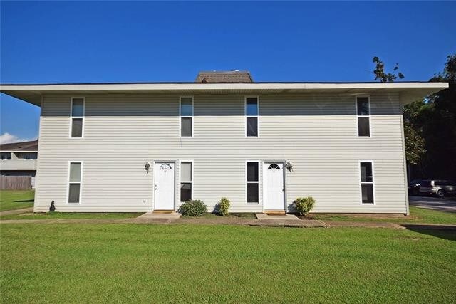 Building Photo - 121 Lakewood Dr