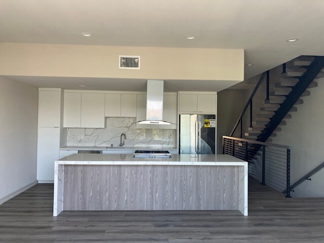 Alternate Kitchen Color - 3737 31st St