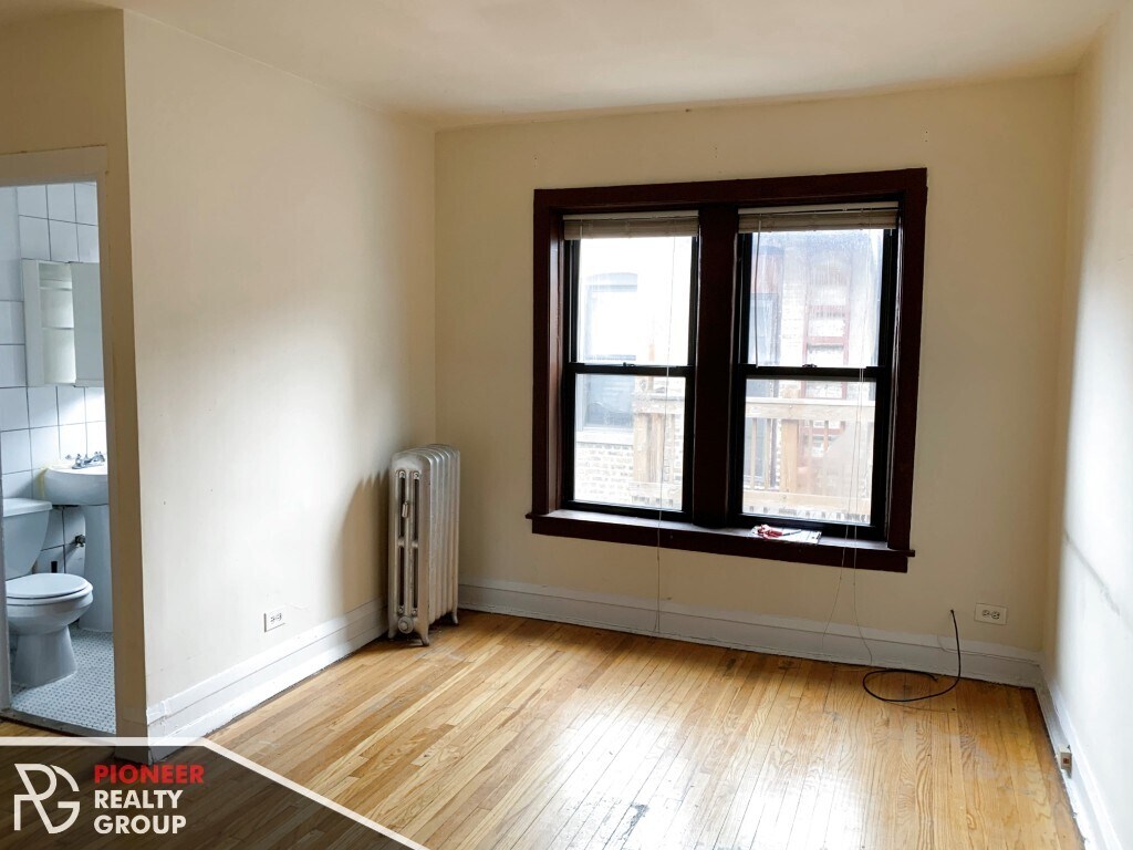 Foto principal - 2700 N Spaulding Ave