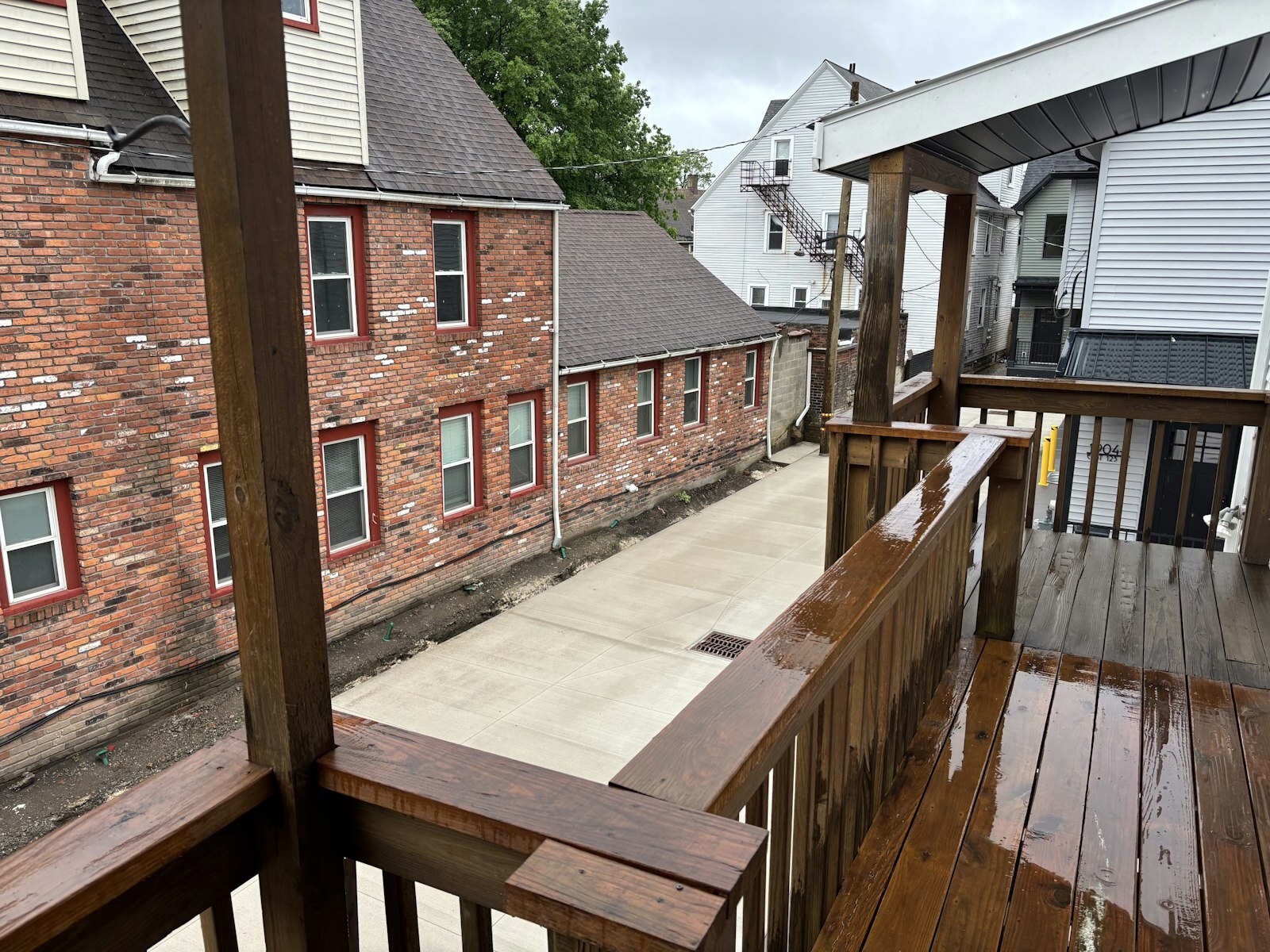 1902 E 123rd St Cleveland, OH 44106 – photo 2