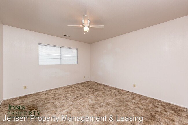 Building Photo - 2 br, 1 bath Apartment - 1163 West 540 North