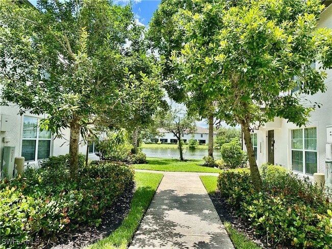 Building Photo - 9077 Gervais Cir