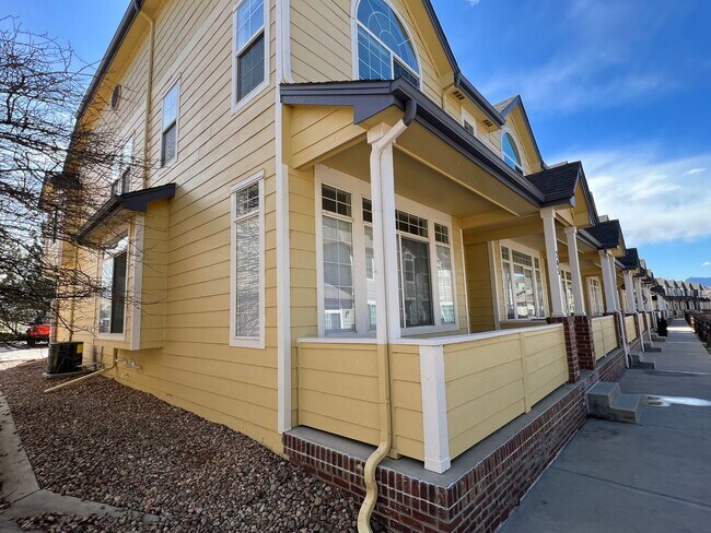 Foto del edificio - Updated 2B/2.5B In Summit at Rock Creek Community