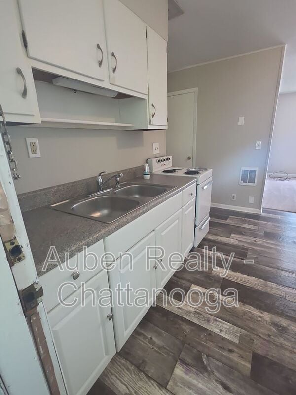 Photo - 568 Julian Rd Apartment