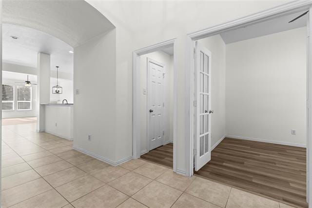 Building Photo - 2698 Lake Ridge Dr