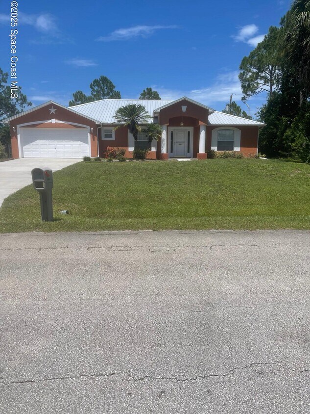 Foto principal - 1291 Goode Dr NE