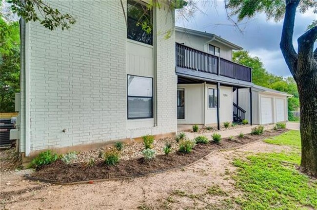 Building Photo - 1304 Colony Creek Dr
