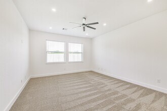 Building Photo - 15203 Lake Powell Dr