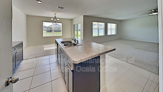 Building Photo - 9726 Pepper Tree Pl