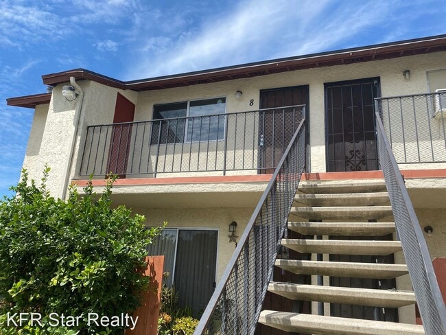 Building Photo - 2 br, 1.5 bath House - 4615 Delta Street #8