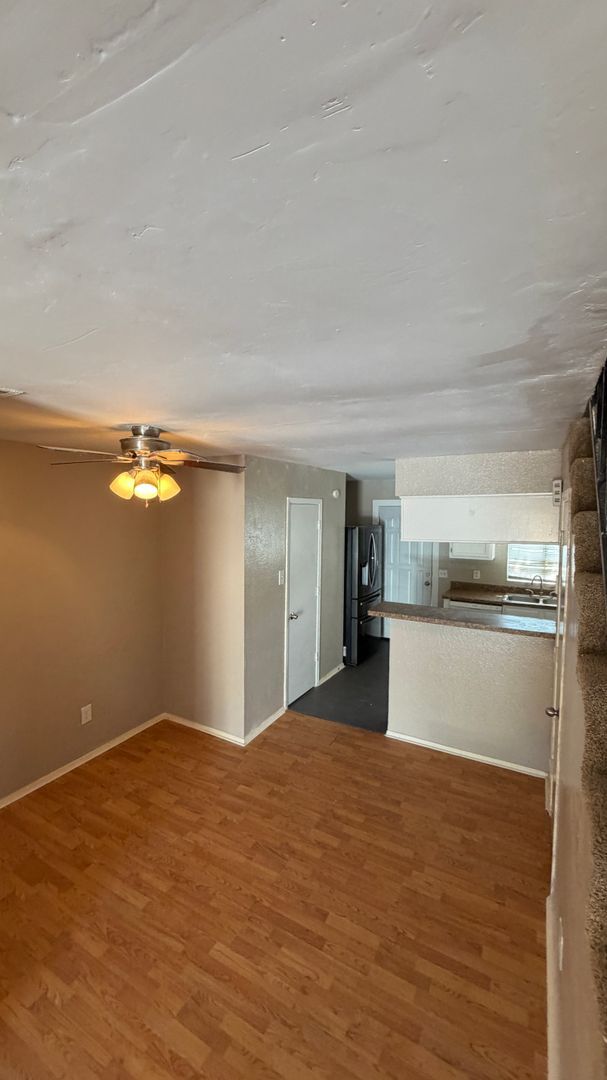 Foto del edificio - 2132 Aspen Dr