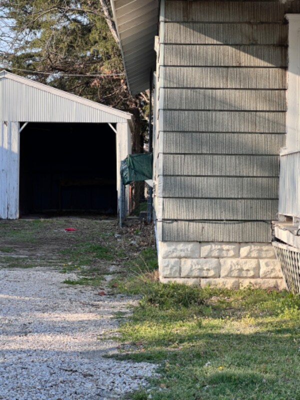 Foto del edificio - 2025 E 3rd Ave