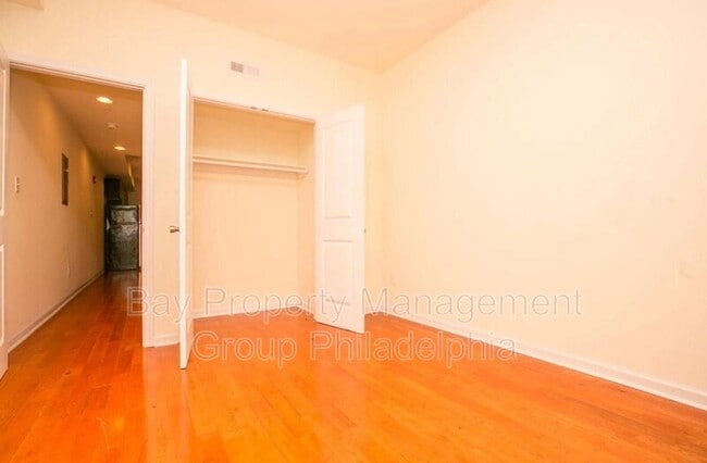 Foto del edificio - 2254 N 12th St