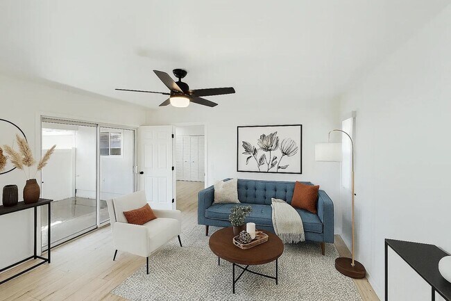Foto del edificio - 6715-6717 N Elman St