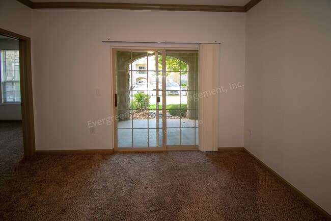 Building Photo - 2-Bedroom Condo + Garage in South Fort Col...