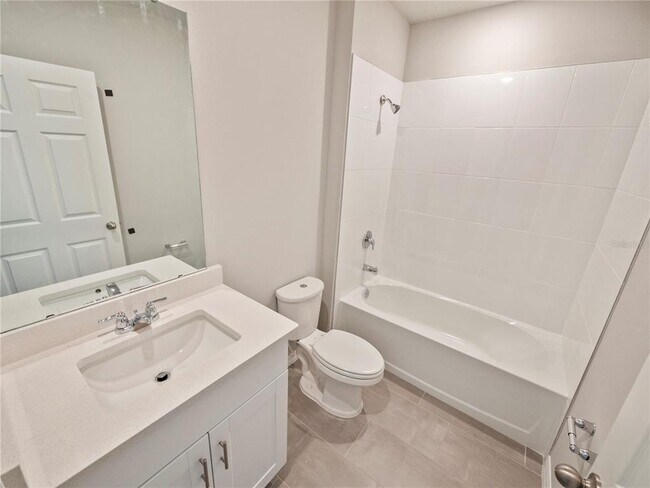 Foto del edificio - 5268 Sanders Oak Trl