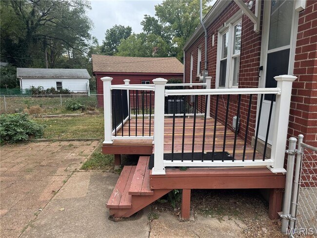 Foto del edificio - 840 Pershall Rd