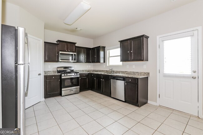 Foto del edificio - 694 Independence Ave