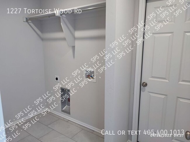 Building Photo - 1227 Tortoise Wood Rd
