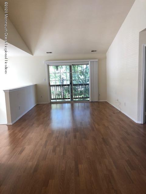 Building Photo - 138 Wellington Ct